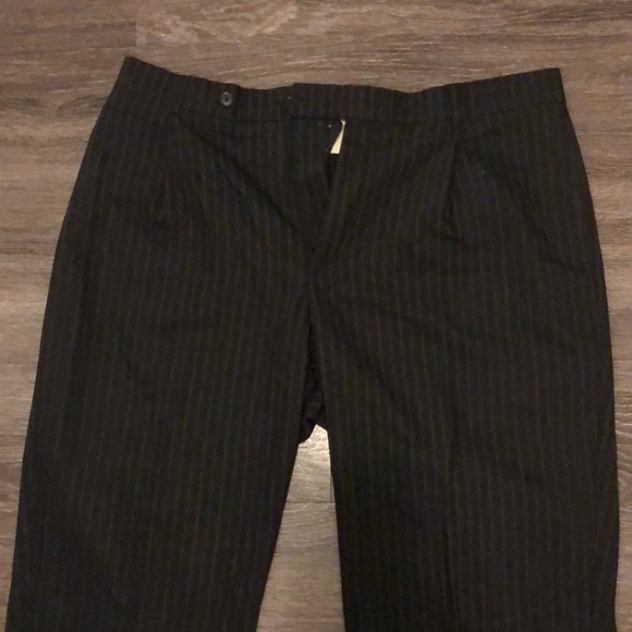 Geoffrey Beene Pants - Picture 2 of 10